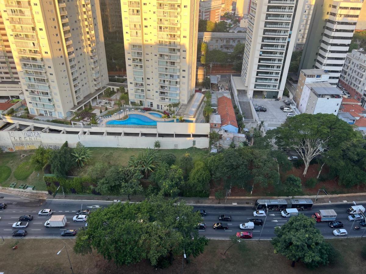 شقة Beneficencia Portuguesa, 50 Metros ساو باولو المظهر الخارجي الصورة